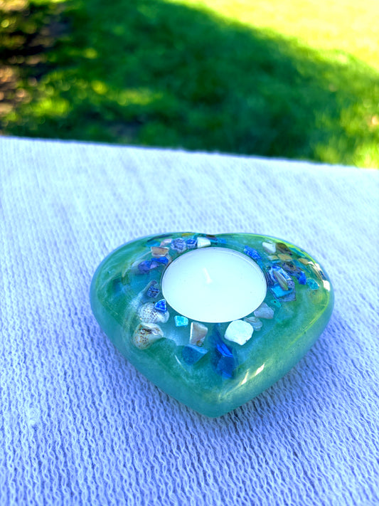 Seashell and resin heart tea light candle holder